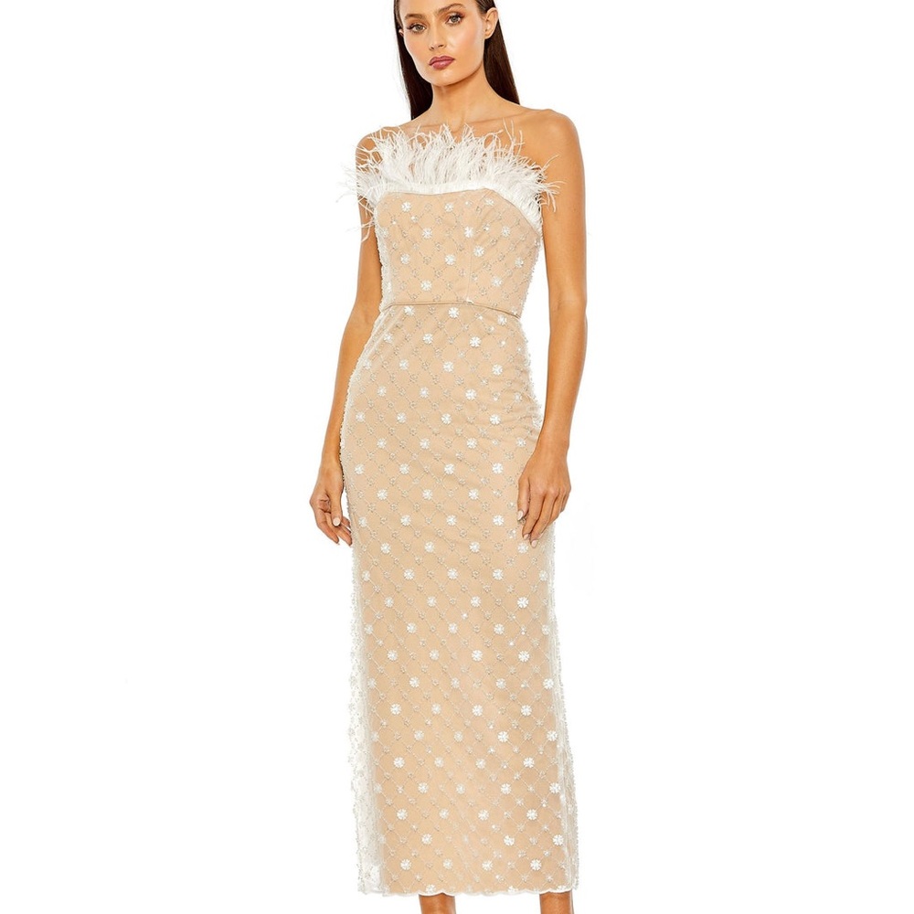Mac Duggal EMBELLISHED FEATHER STRAPLESS COLUMN DRESS